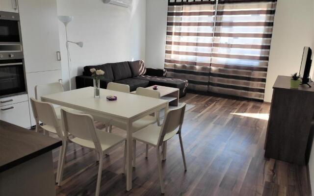 Hatvan Corner Apartments 2