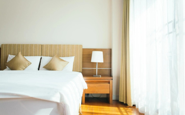 Thomson Residence Hotel