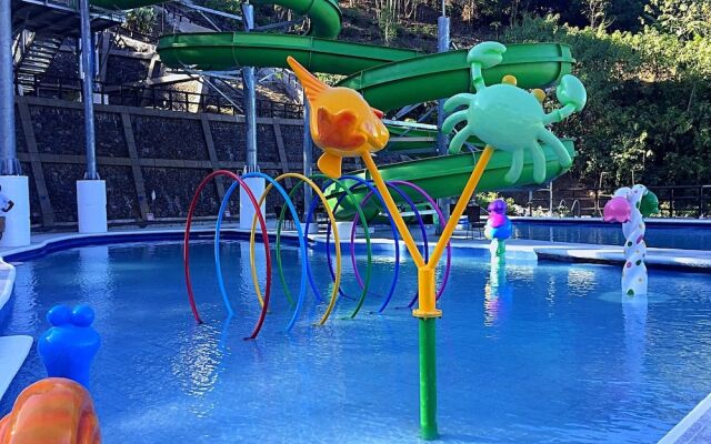 Sol Y Viento Mountain Hot Springs Resort