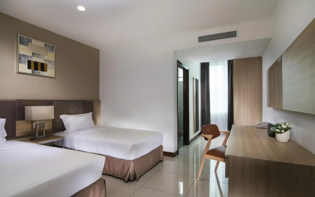 One Pacific Hotel & Serviced Apartments