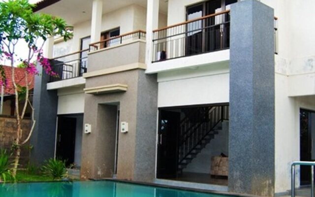 Suzanne Homestay