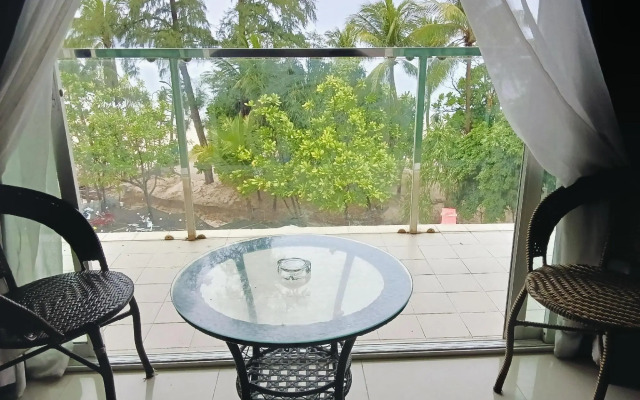 Time Out Hotel Beach Front