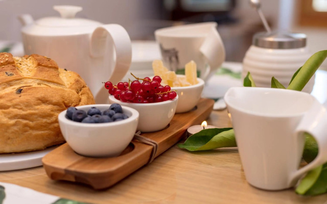 Luxury Apartment Kampanel