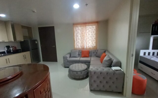 OYO 1027 Camille Suites Baguio