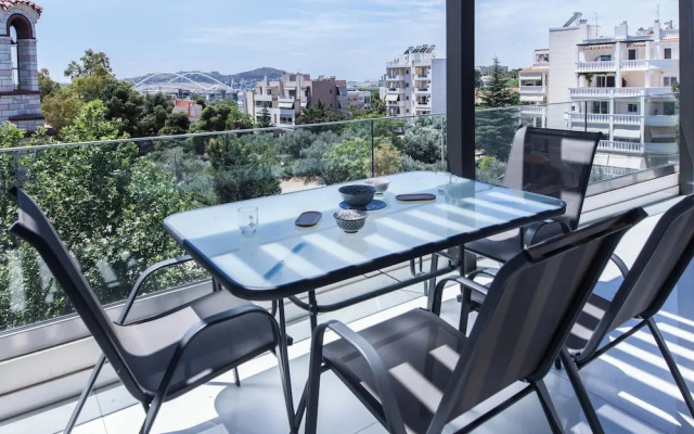 Marousi 2 Bd Luxury Living w Shared Pool