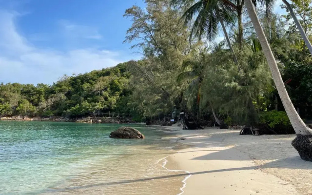 Coconut Beach Bungalows