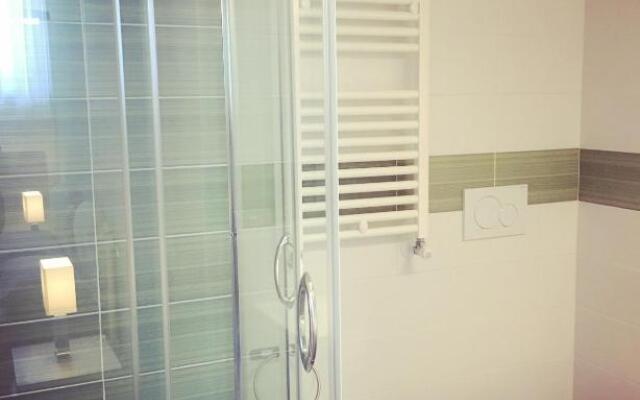 Caracalla Room Rental