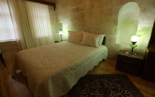 Upper Greek House