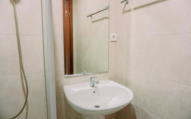 Elegant And Strategic 2Br Apartment At Thamrin Residence