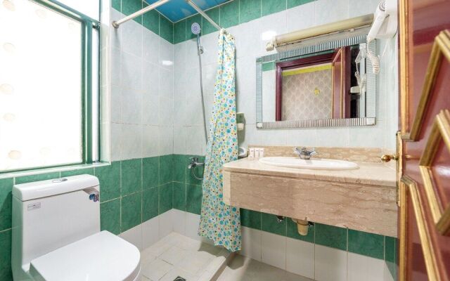 Golden Sea Hotel by OYO Rooms