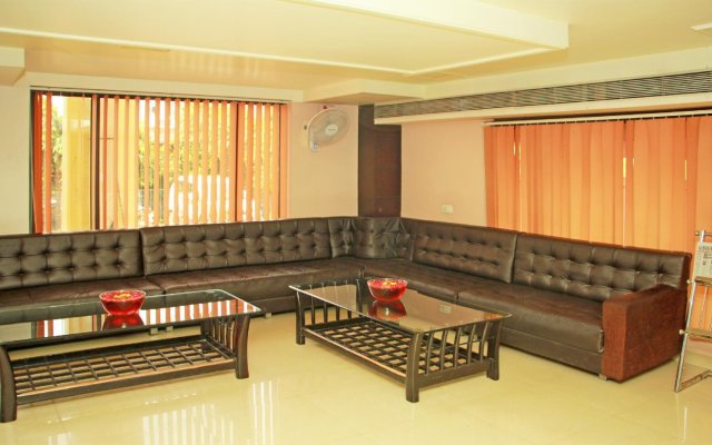 Hotel Central Plaza By OYO Rooms