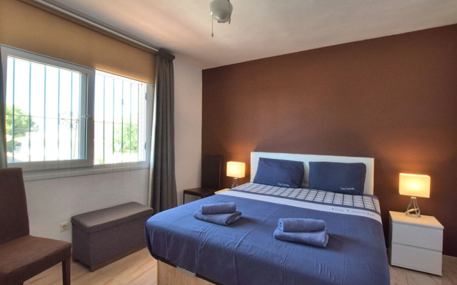 Alluring villa in Benalmádena with private pool