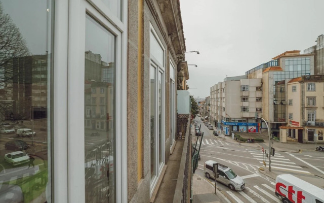 Porto Modern Downtown Apartment F