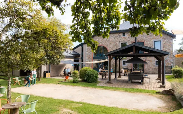 Auberge de Jeunesse de La Roche-Champlon
