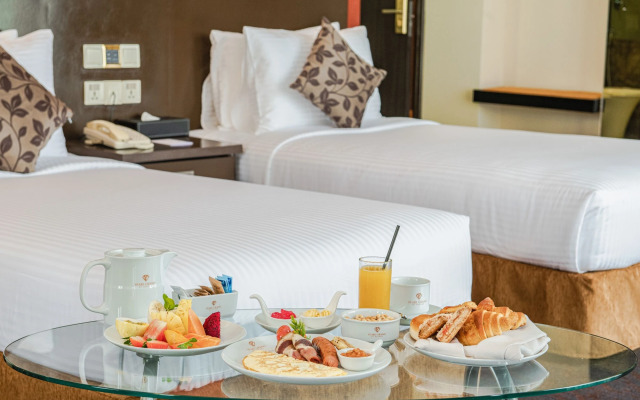 Pearl Grand By Rathna