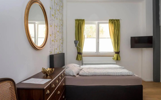 Moderne Apartments im stilvollen Altbau