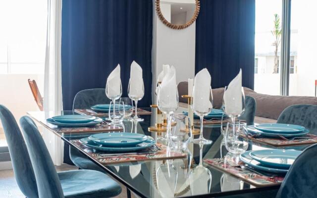 2313-Amazing new luxury apartment with three bedrooms