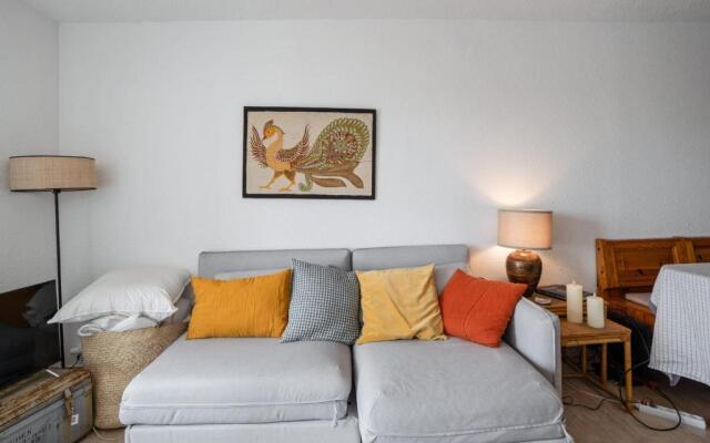 Charming studio with balcony and sea view in Sanary-sur-Mer - Welkeys