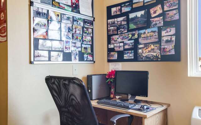 Econo Lodge Inn & Suites Rockmart