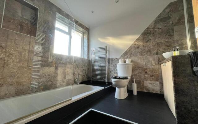 The Fulbridge by Incredible Stay