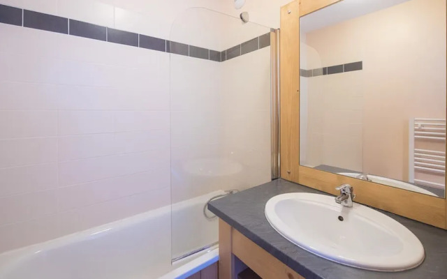 Apartment in Orcieres With Heated Pool