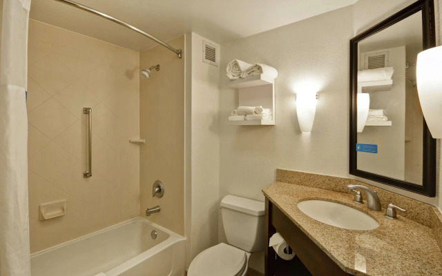 Hampton Inn Detroit/Madison Heights/South Troy