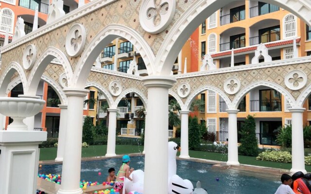 Venetian Signature Condo Resort Pattaya