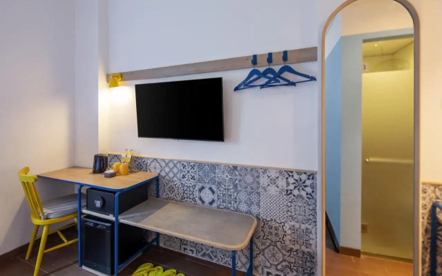 Kampi Hotel Legian