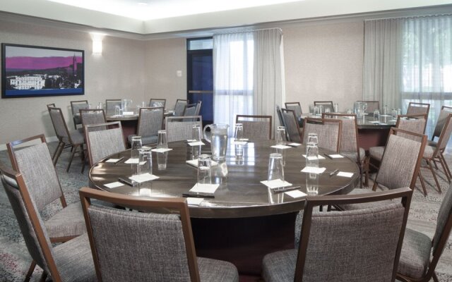 Courtyard Oakland Airport