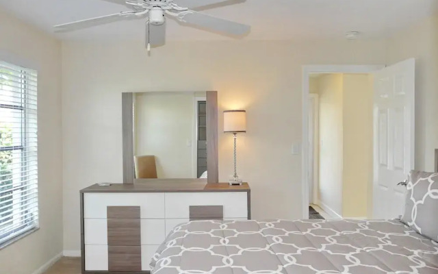 1107 Edington Place