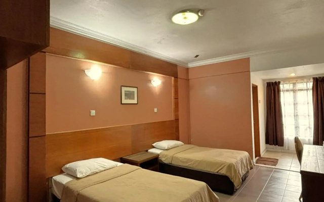 The Cool Point Hotel