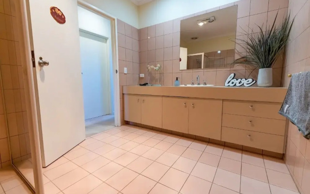 Adelaide Style Accommodation near City