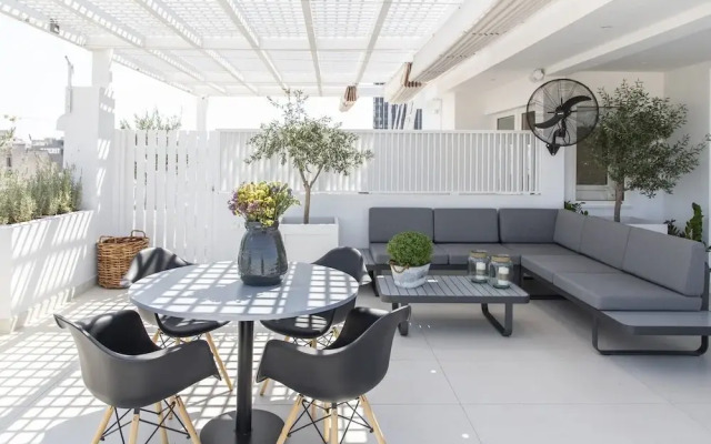 Gallery Suites & Residences