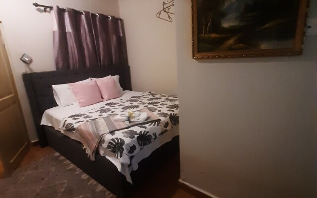 Nana Adu's Guesthouse