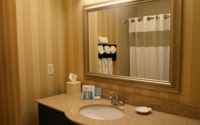 Hampton Inn & Suites Chicago/St. Charles
