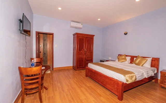 Bungalow Hotel
