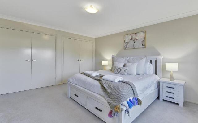 Terrific Taloumbi, Cosy & Spacious, Free Wifi