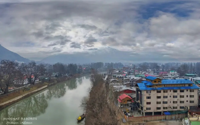 Mannat Resorts
