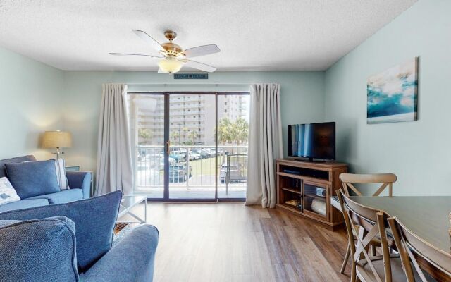 Beach View 3br/2ba W/pools Sleeps 8