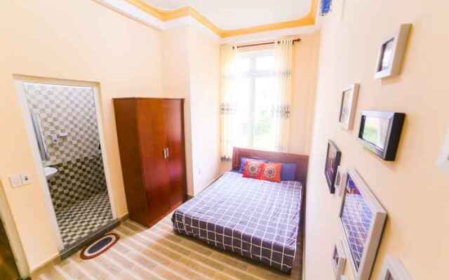 4 Quarters Homestay Dalat