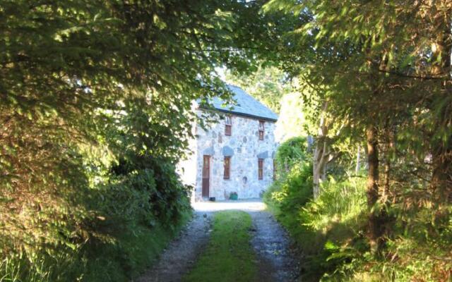 Holiday home Bron-Nant