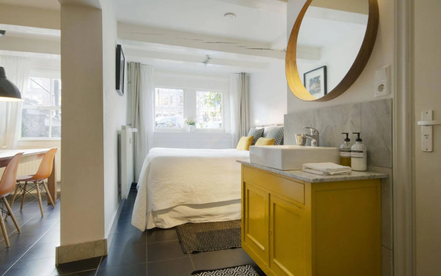 CoHo Suites