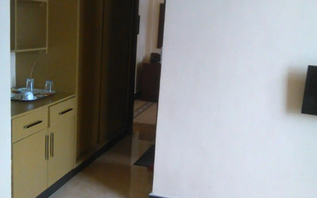 Lantana Hotel