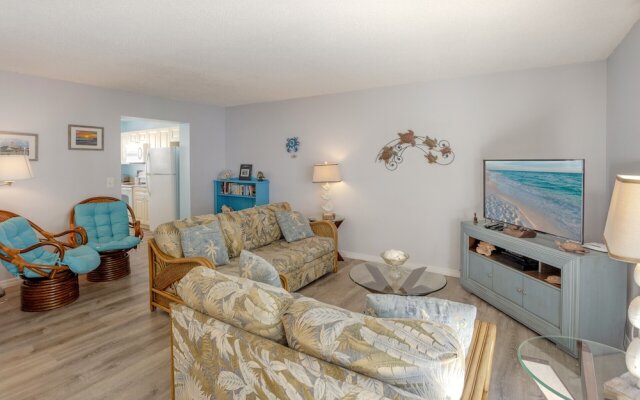 Beautiful Seashell/ Pool Star5vacations