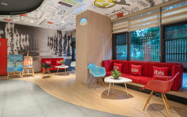 Ibis Kunming Beijing Rd