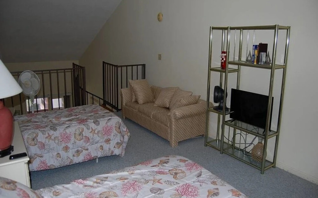 Heron Pointe D-16 - 3 Br Condo