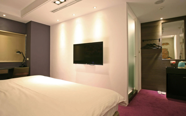 P&F Hotel
