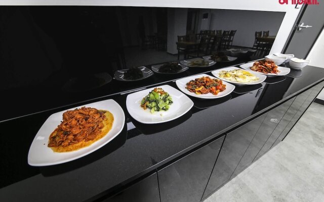 Gunsan JNK Classic Hotel - Gray