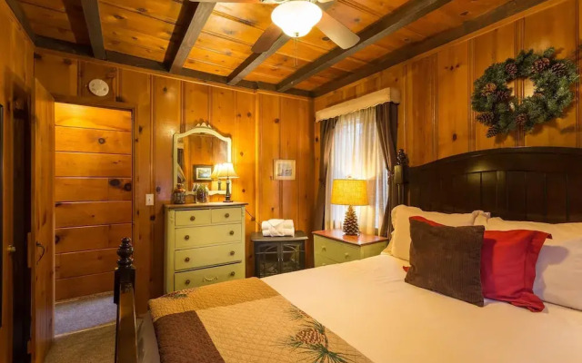 Arrowhead Pine Rose Cabins