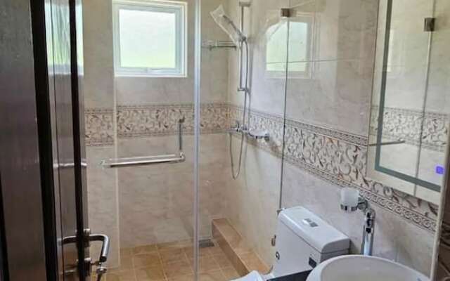 Impeccable 3-bed Villa in Anse Boileau!